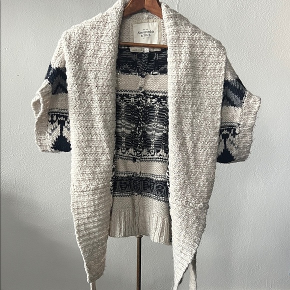 Abercrombie & Fitch Knit Shawl Cardigan Size L - Picture 1 of 4
